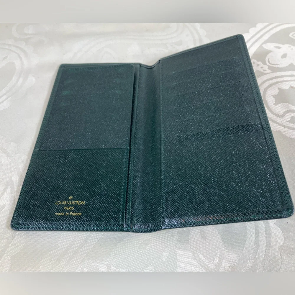 1043: Louis Vuitton Taiga Leather Long Bifold Wallet Green